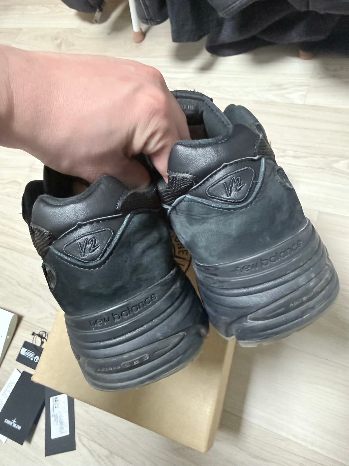 솔드아웃구매) 뉴발란스 x 스톤 아일랜드 991v2 메이드 인 UK 블랙 상품이미지5