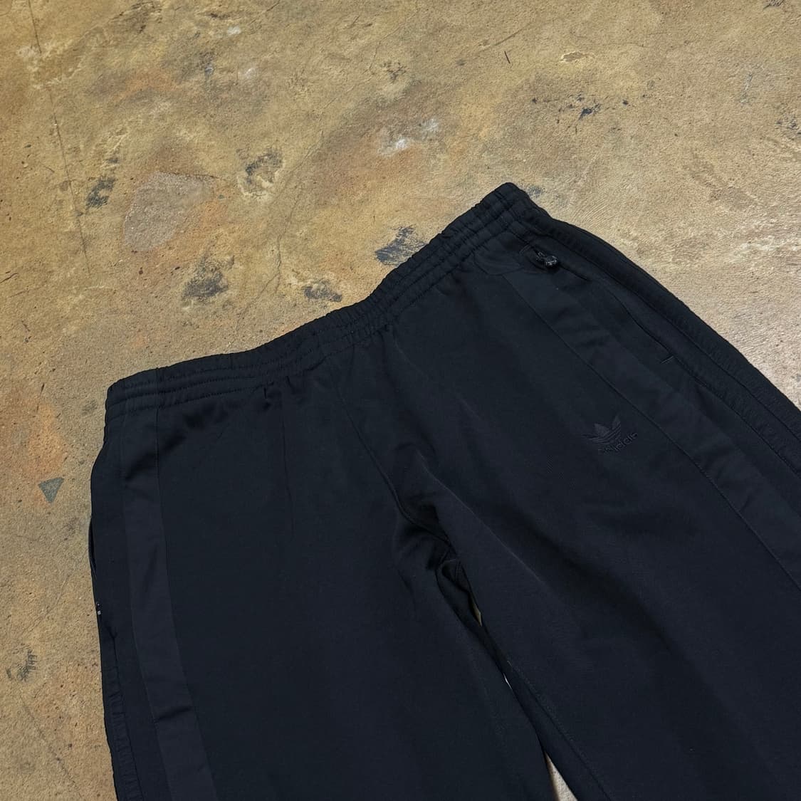 [정품] 아디다스 삼선 트레이닝 바지 블랙 b17 상품이미지1