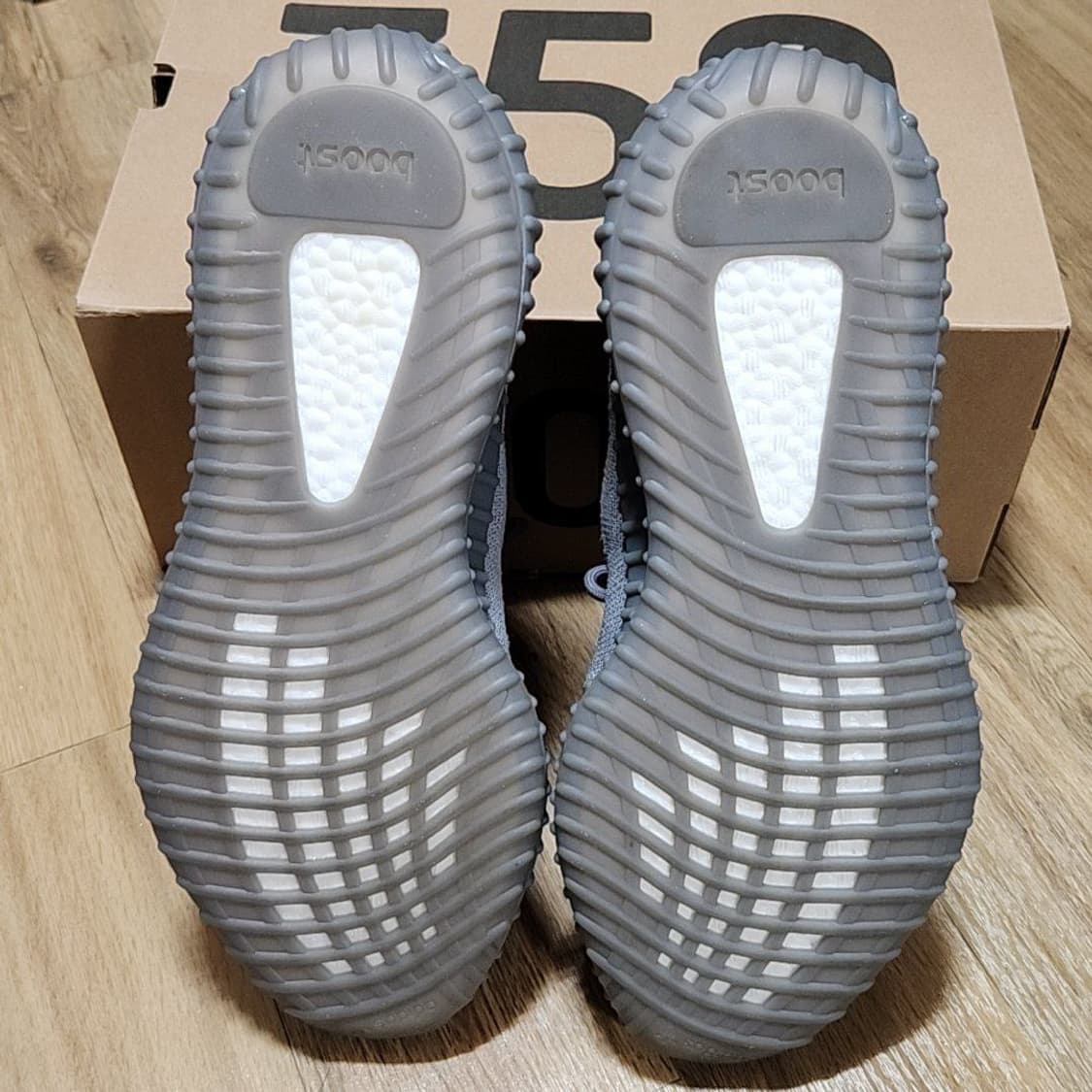 아디다스 이지부스트 285 스틸그레이 상품이미지7