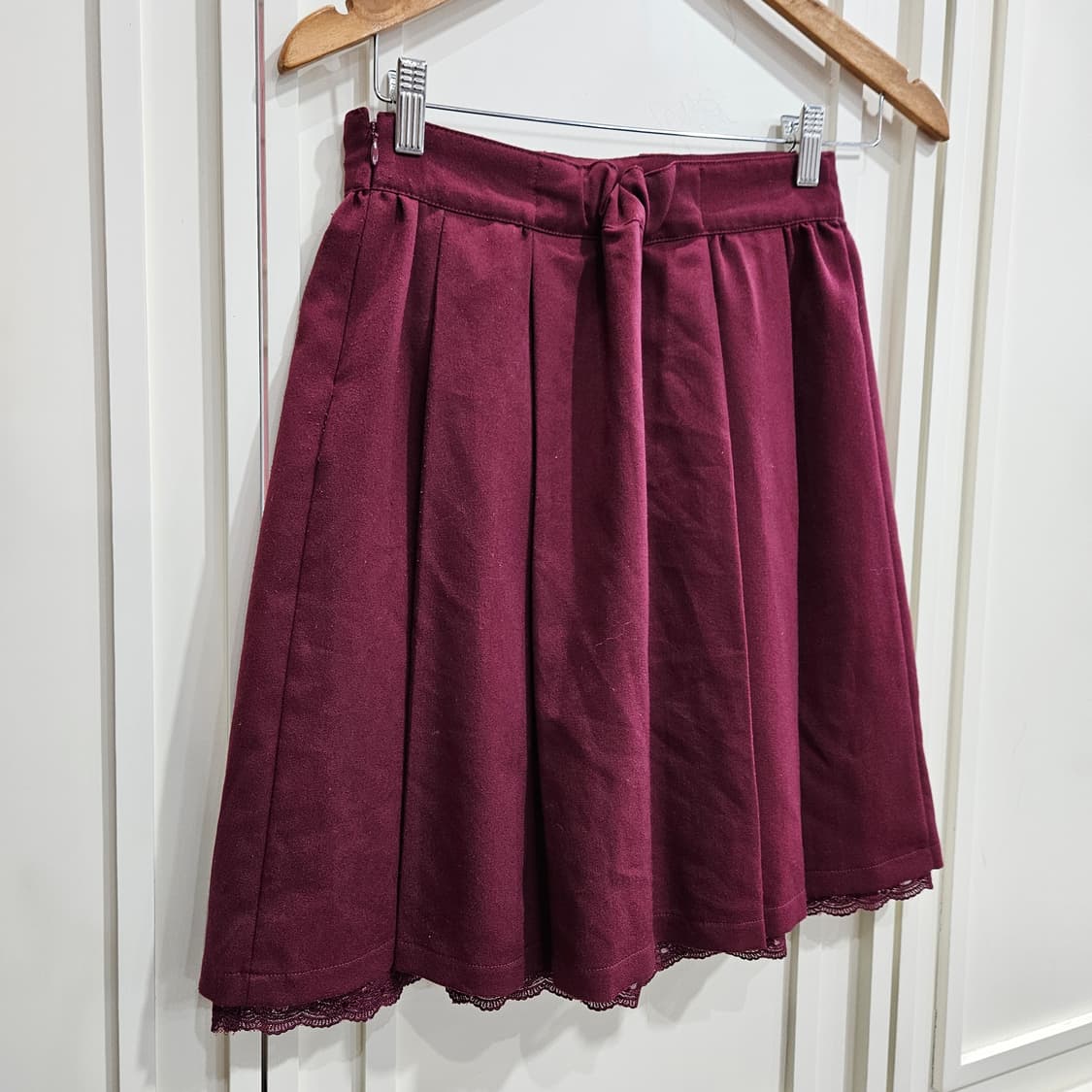엑시즈팜 버건디 프릴 레이스 스커트 상품이미지6