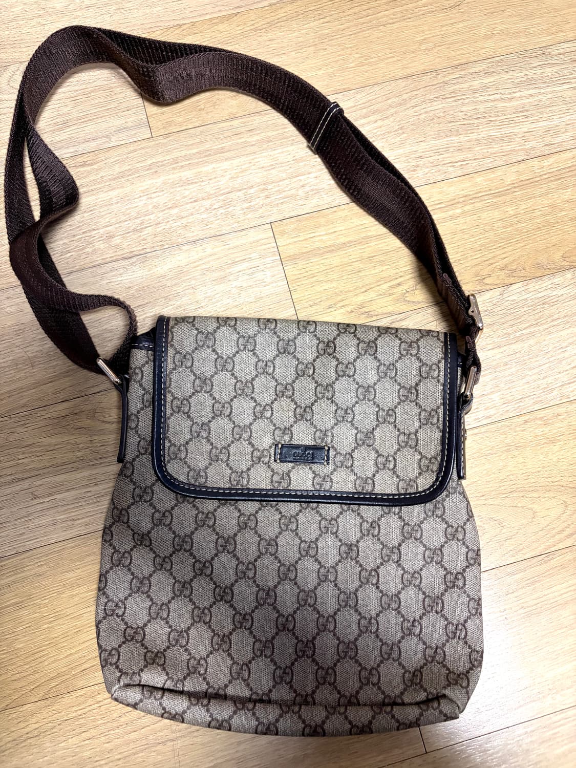 구찌 정품 크로스백 남여공용 상품이미지1