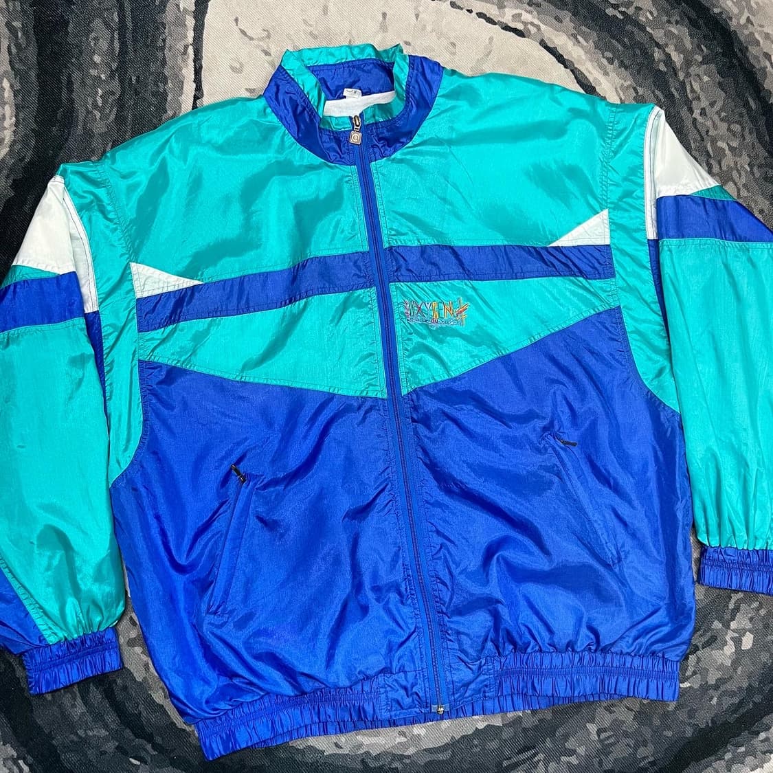 Crazy Pattern Windbreaker 상품이미지5