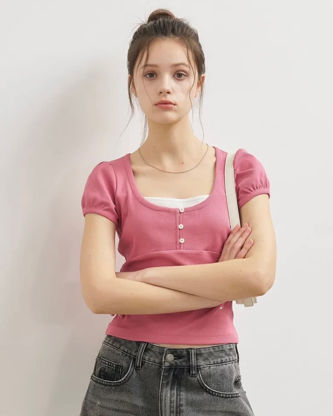 제너럴아이디어 버튼 레이어드 반팔티 상품이미지1