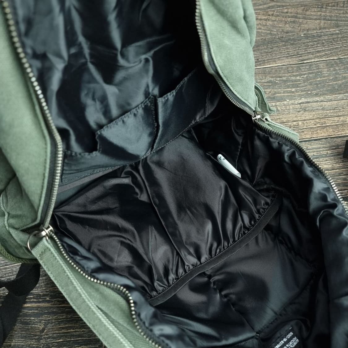 [선데이오프클럽] 빈티지 패치스 백팩 카키 M20250 상품이미지9