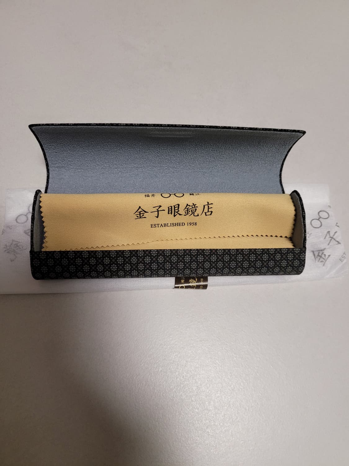 금자안경 안경테.시간을 엮는 장인 정신,  '사시코 컬렉션' 상품이미지4