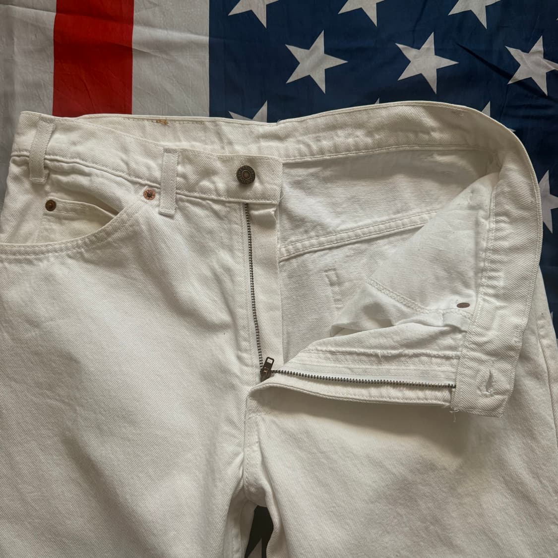 [34] Levi's 리바이스 90s 오렌지탭 화이트 데님 팬츠 -1 상품이미지4