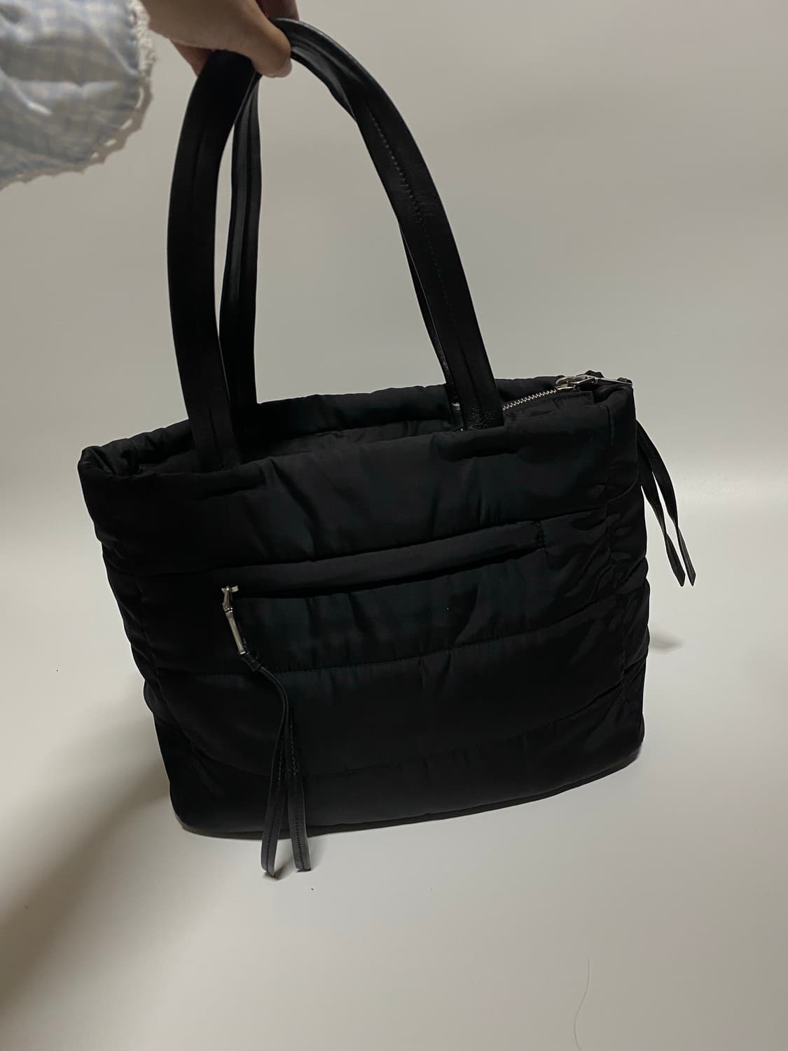 프라다 테수토 봄버 나일론 블랙 핸드백 상품이미지6