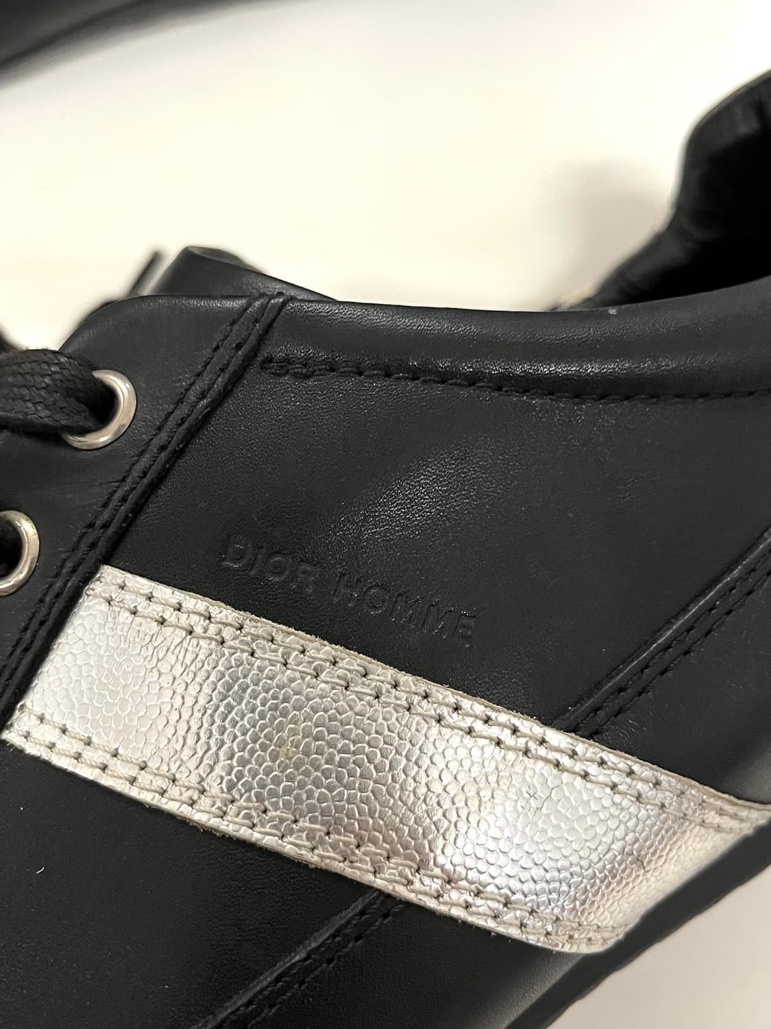 디올 옴므 에디 슬리먼 레더 로우 스니커즈 상품이미지7