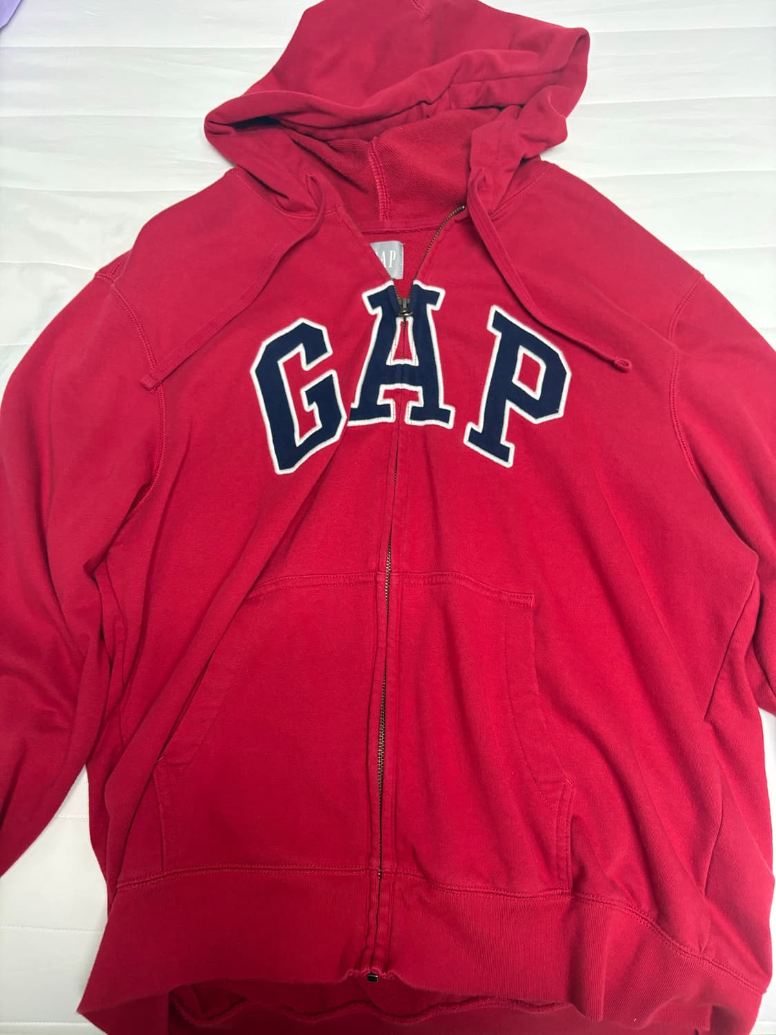 갭 빅로고 스웻 후드 집업 레드 상품이미지1