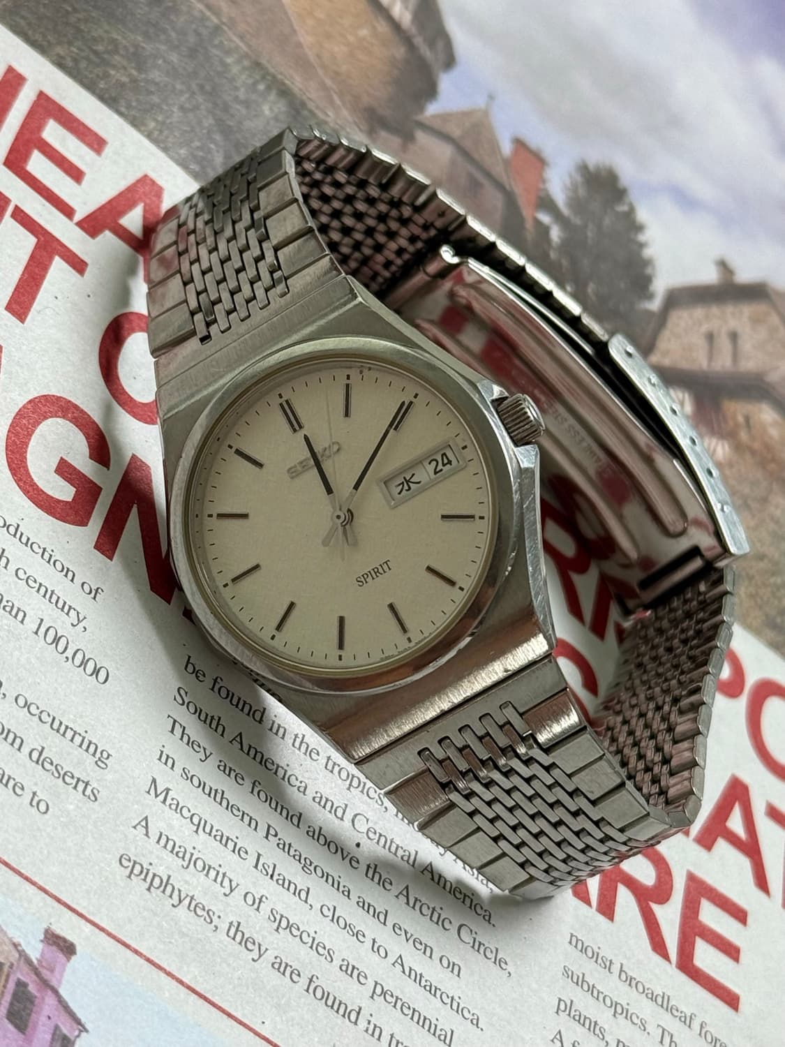 Seiko 세이코 쿼츠 SPRIT 헤링 본조 직물패턴 다이얼 Day-Da 상품이미지6