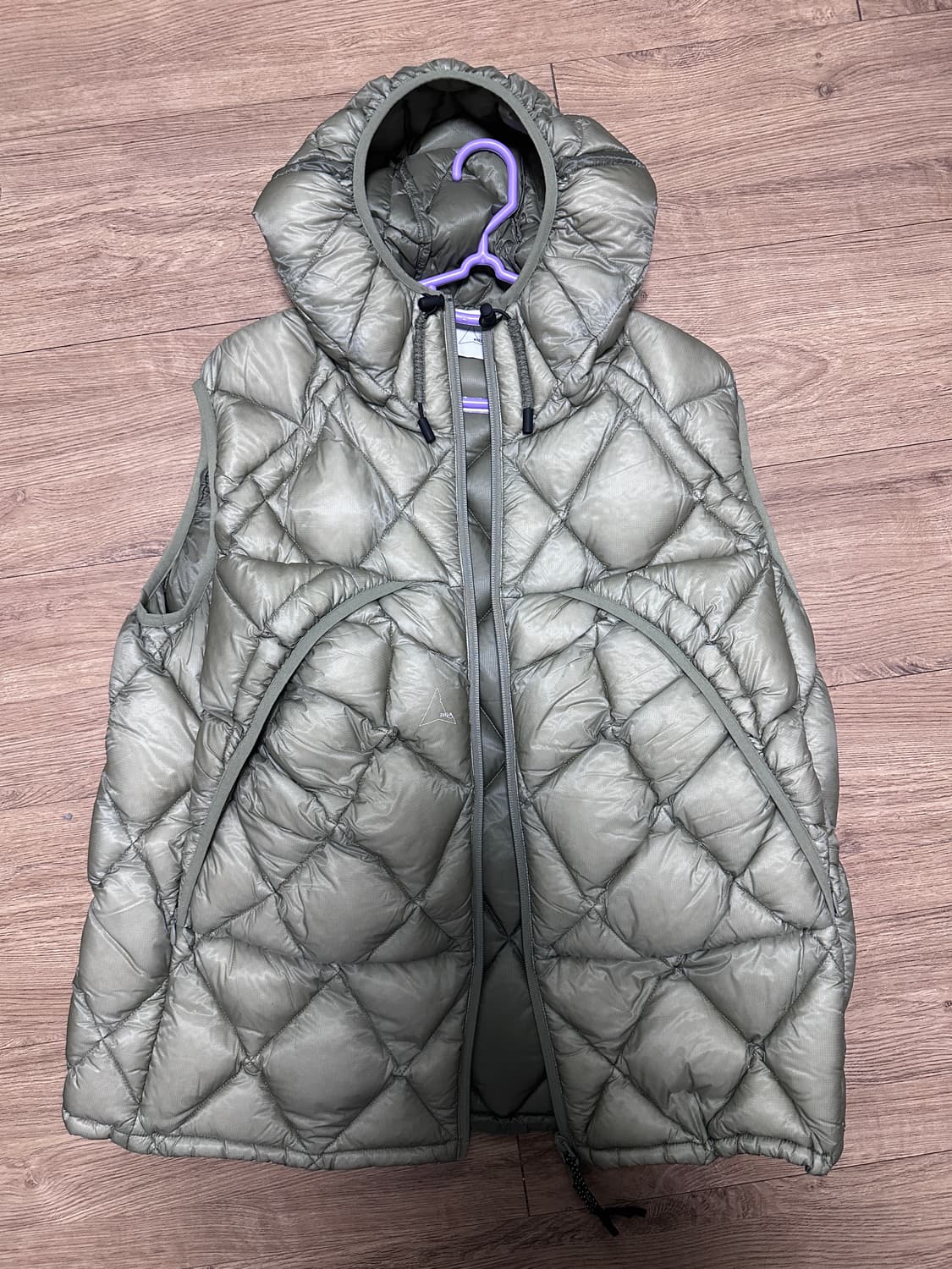 [L]로아 하이킹 패딩 베스트 상품이미지1