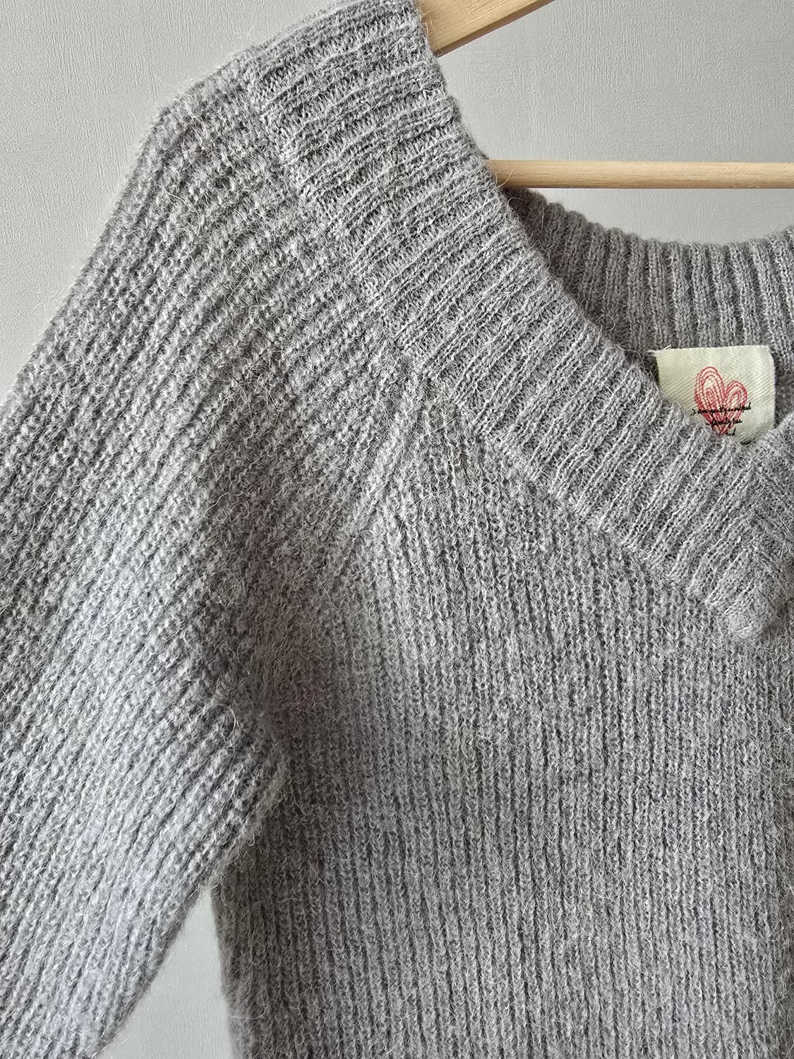 COMME CA ISM V넥 알파카 혼방 니트 상품이미지2