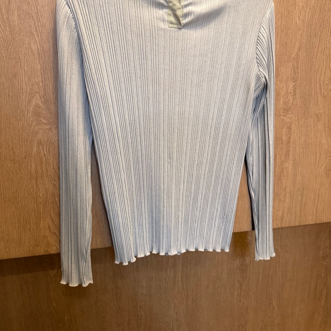 빈티지 하이넥 플리츠 블라우스 하프 스냅 버튼업 디테일 루즈핏 베이지 상품이미지4