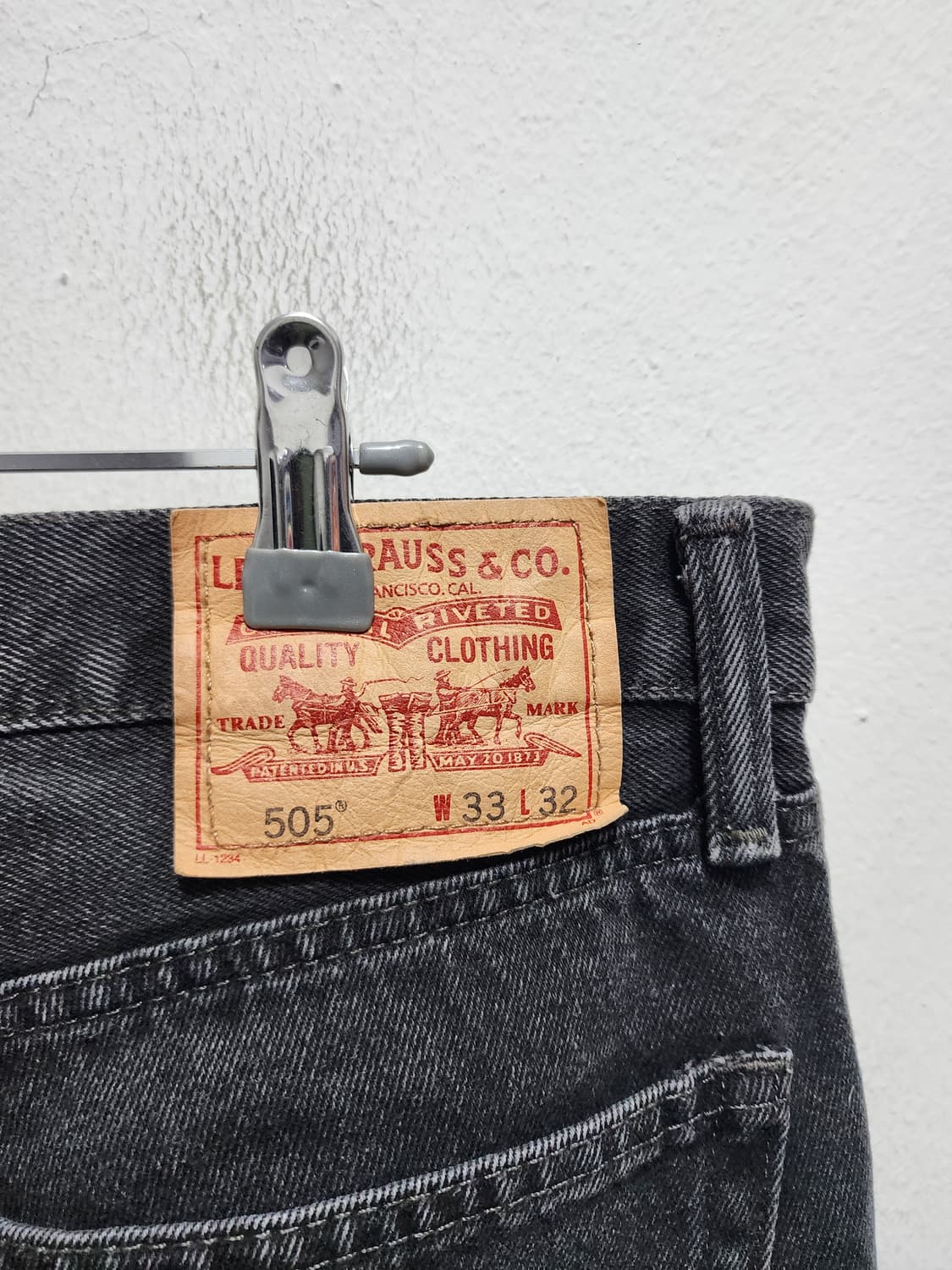 리바이스 505 스트레이트핏 블랙 데님  상품이미지4