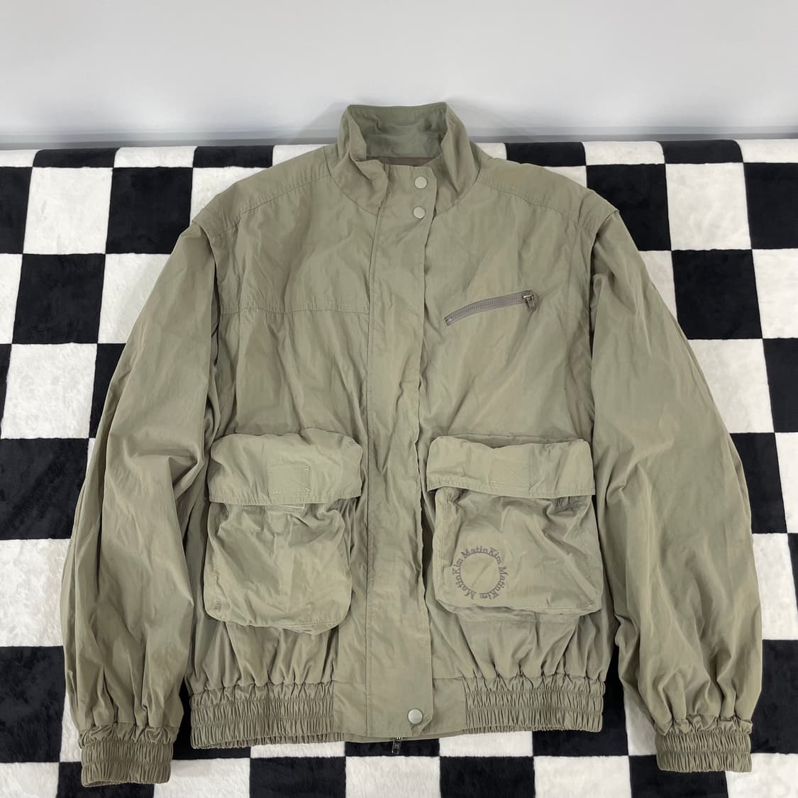 Matin Kim마뗑킴 디태쳐블 슬리브 볼륨 점퍼 상품이미지1