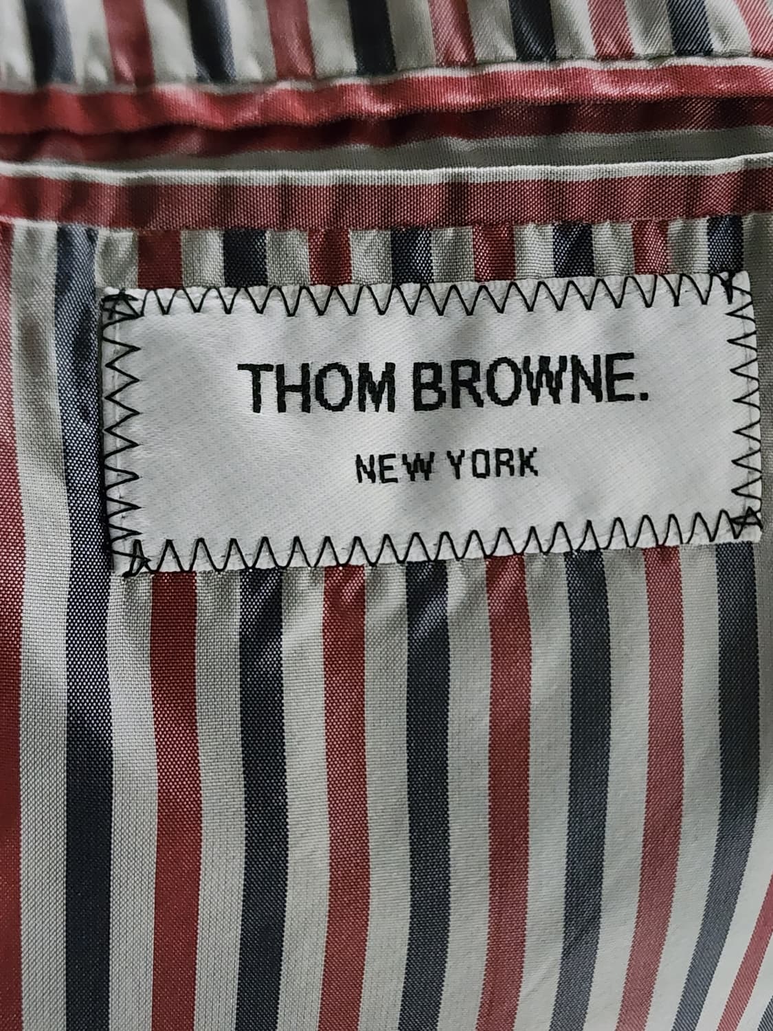 톰브라운 봄버 자켓 그레이 4사이즈 100-105사이즈 상품이미지3