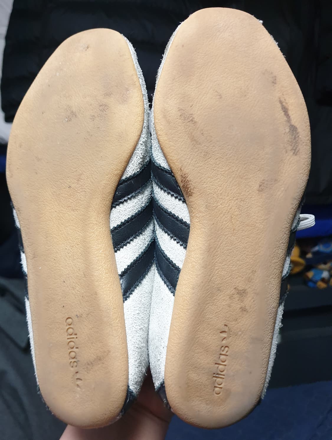 아디다스 도쿄 오프화이트 코어 블랙 스니커즈 (230) 상품이미지5