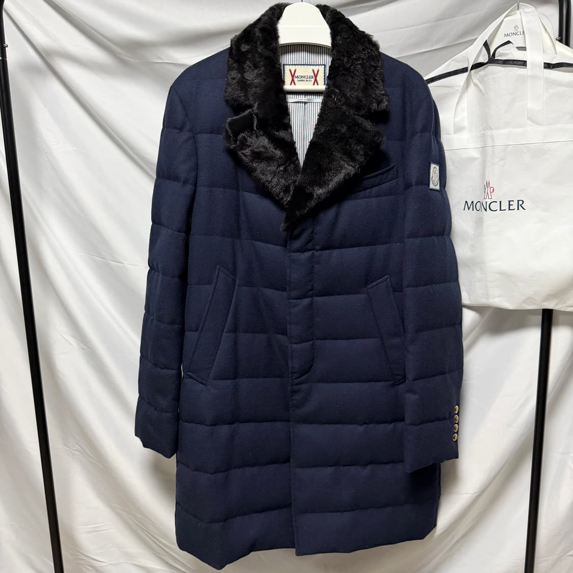 [S+급/3] 몽클레어 감마블루 체스터 패딩 코트 네이비 상품이미지1