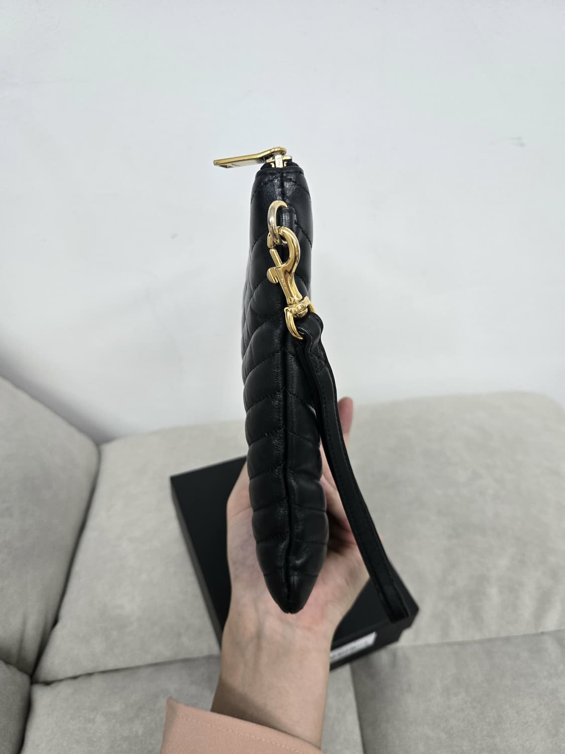 [보증서 정품]입생로랑 클러치백 미듐 상품이미지3