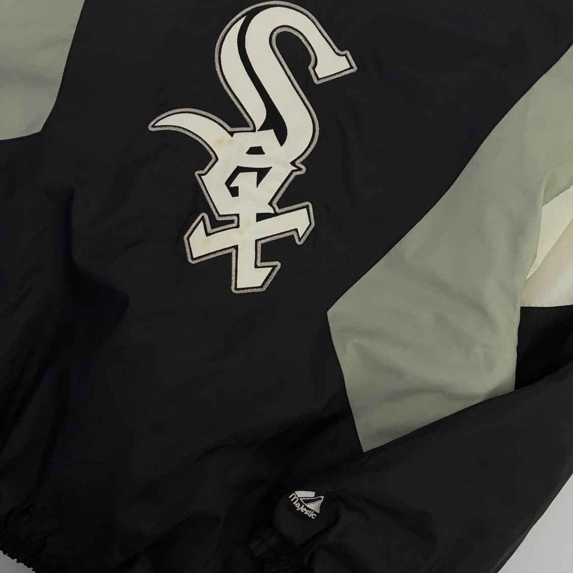 Majestic athletic  마제스틱 시카고 화이트삭스 반집업 패딩 상품이미지5