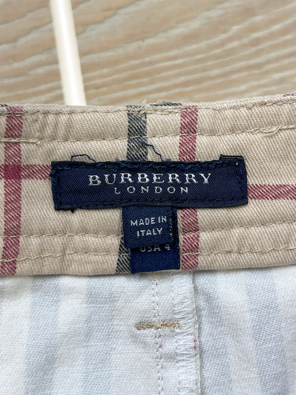 버버리 OG 노바 체크 숏 스커트 상품이미지5