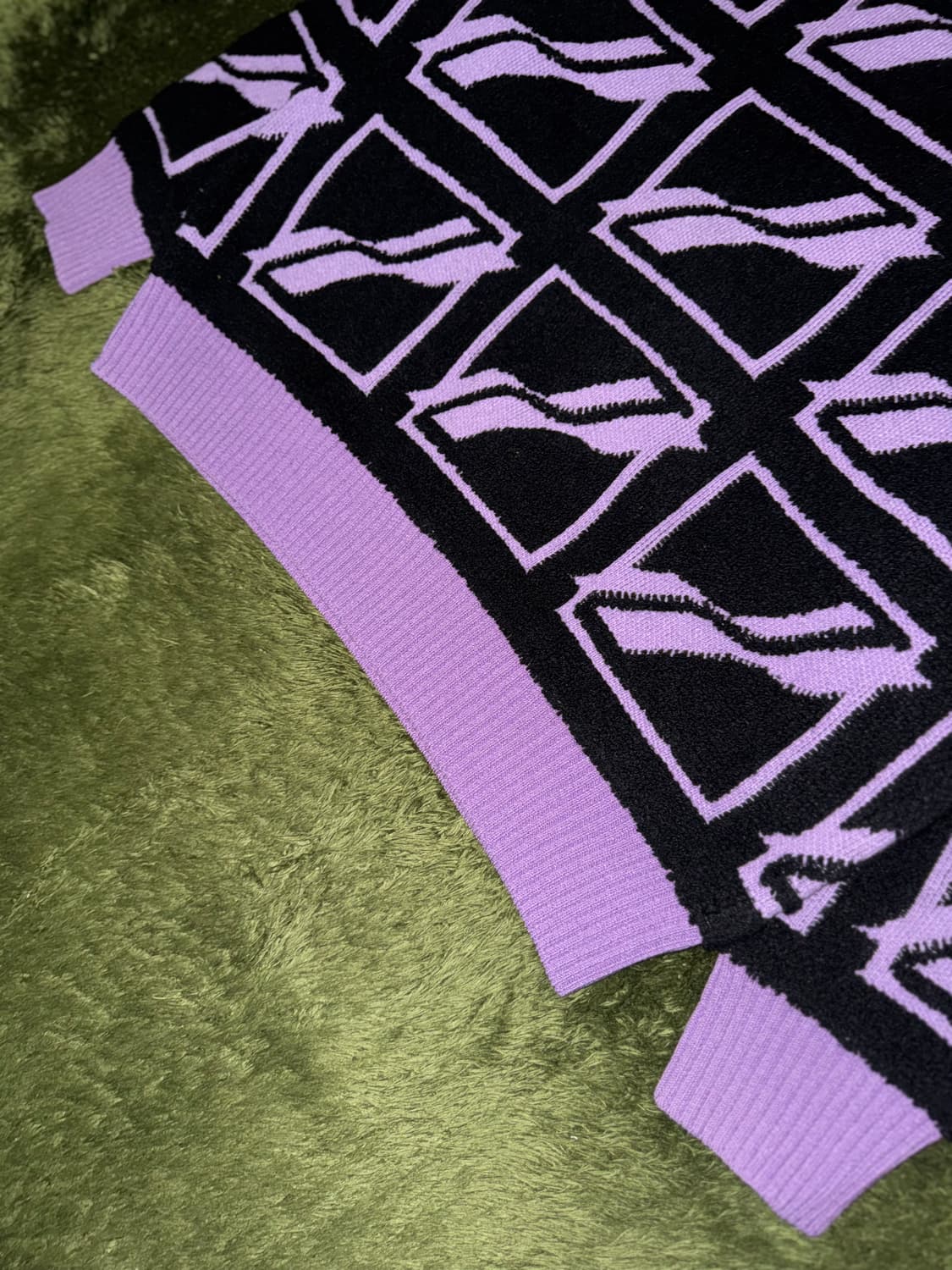 [M] We11done 웰던 스퀘어 로고 플리스 파일 니트 상품이미지3