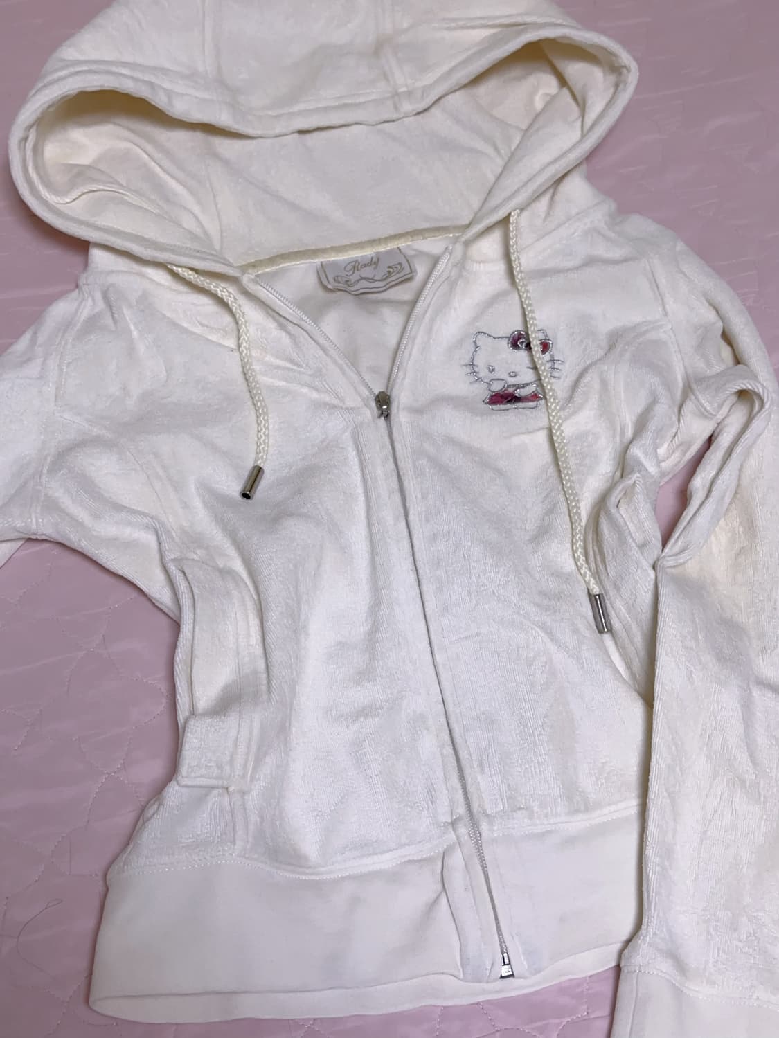 코리락깔 라디 rady 헬로키티 보들 딱붙핏 후드집업 상품이미지2