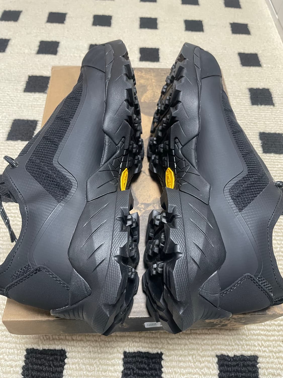 로아 카타리나 라이트 블랙 43 상품이미지4