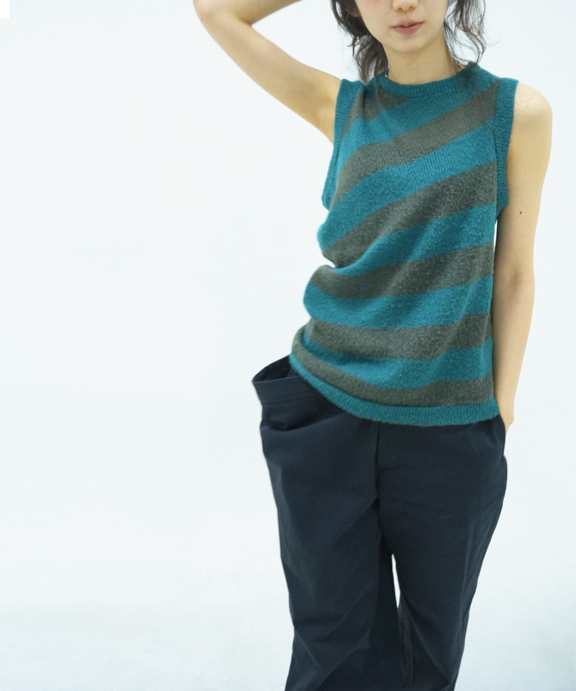 green Knit vest 니트 슬리브리스 상품이미지1