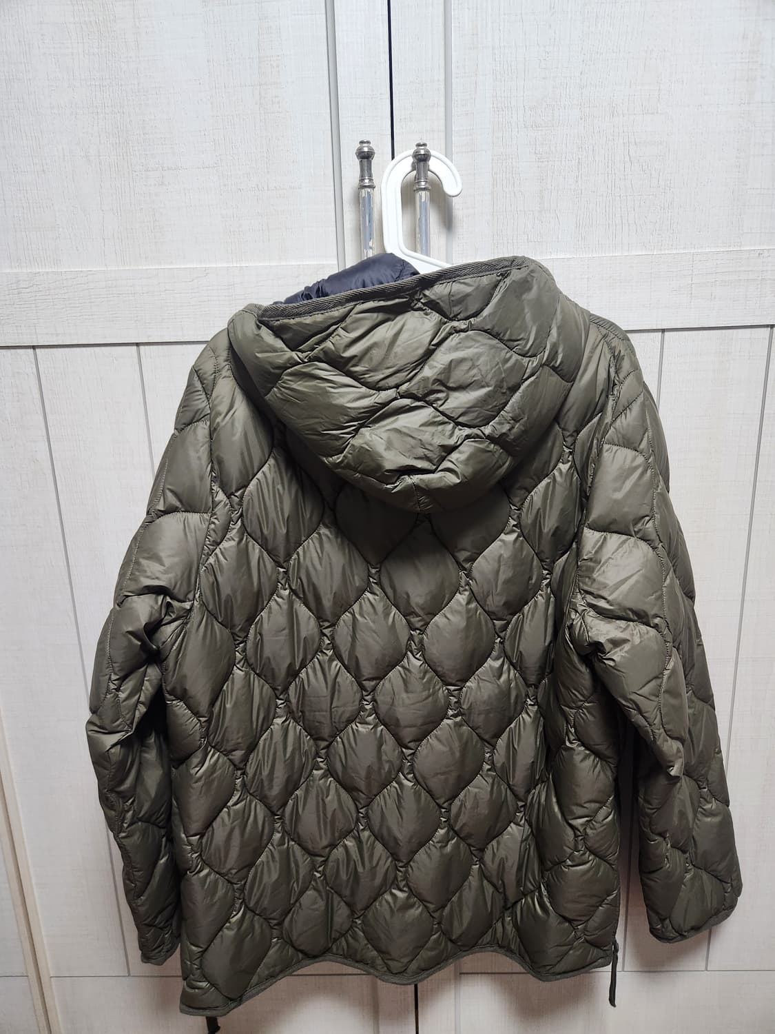 타이온 106 다운파카 올리브 L사이즈(새상품) 상품이미지2