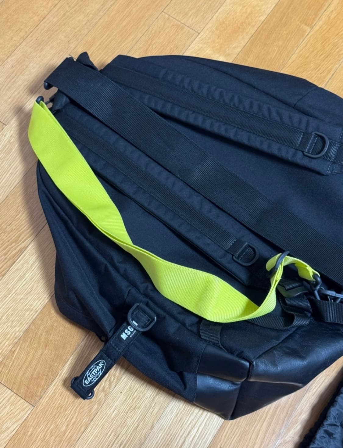 MSGM X eastpak 콜라보 백팩(BTS 진 착용) 상품이미지8