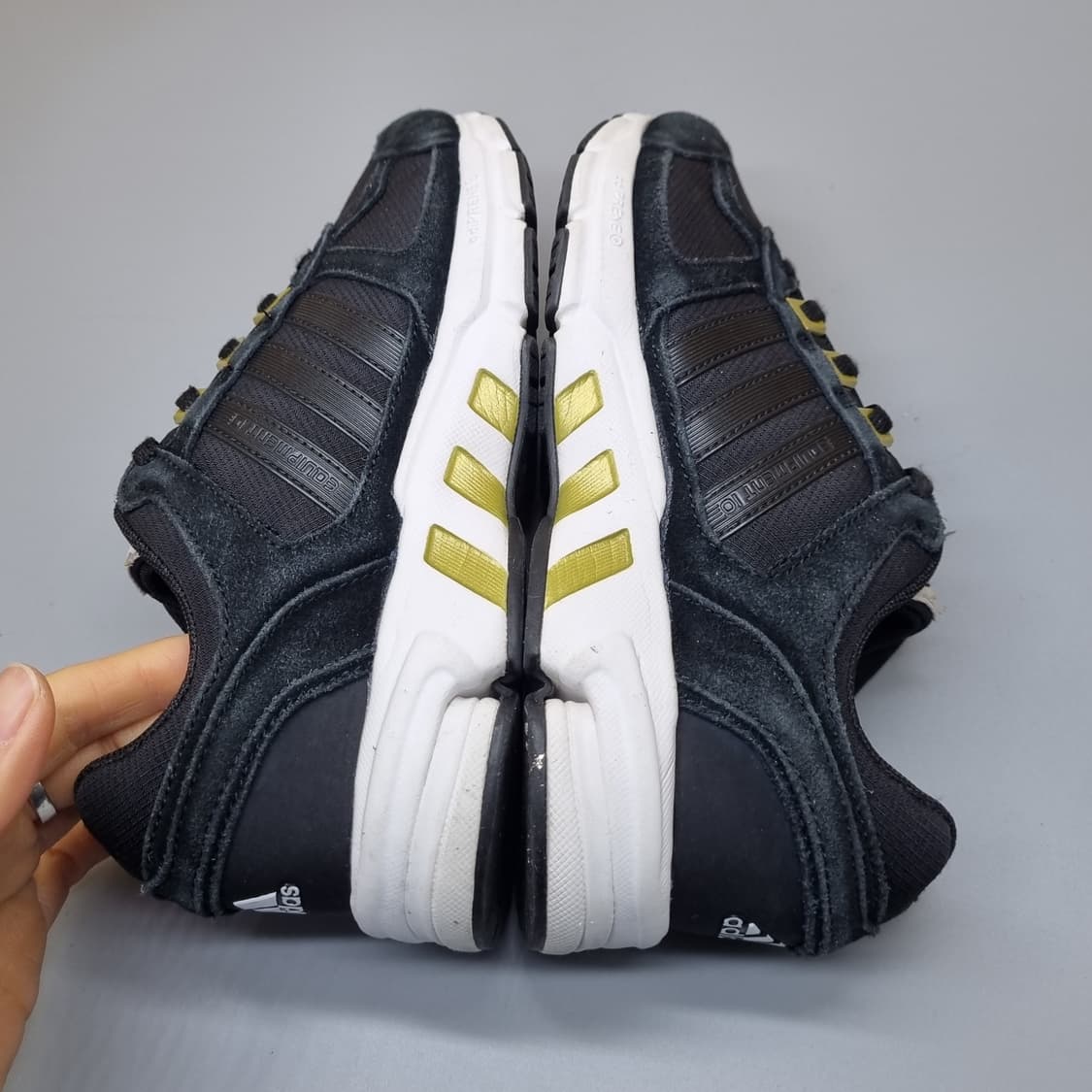 아디다스 이큅먼트10 운동화 220 상품이미지5