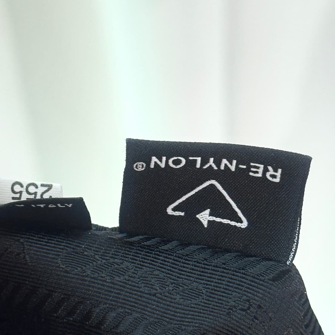 [정품] 프라다 리나일론 2005 리에디션 테수토 호보백  상품이미지10