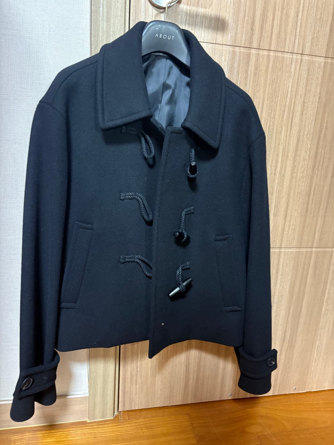 무신사스탠다드 우먼즈 울 블렌드 더플 쇼트 코트 [블랙] 상품이미지4