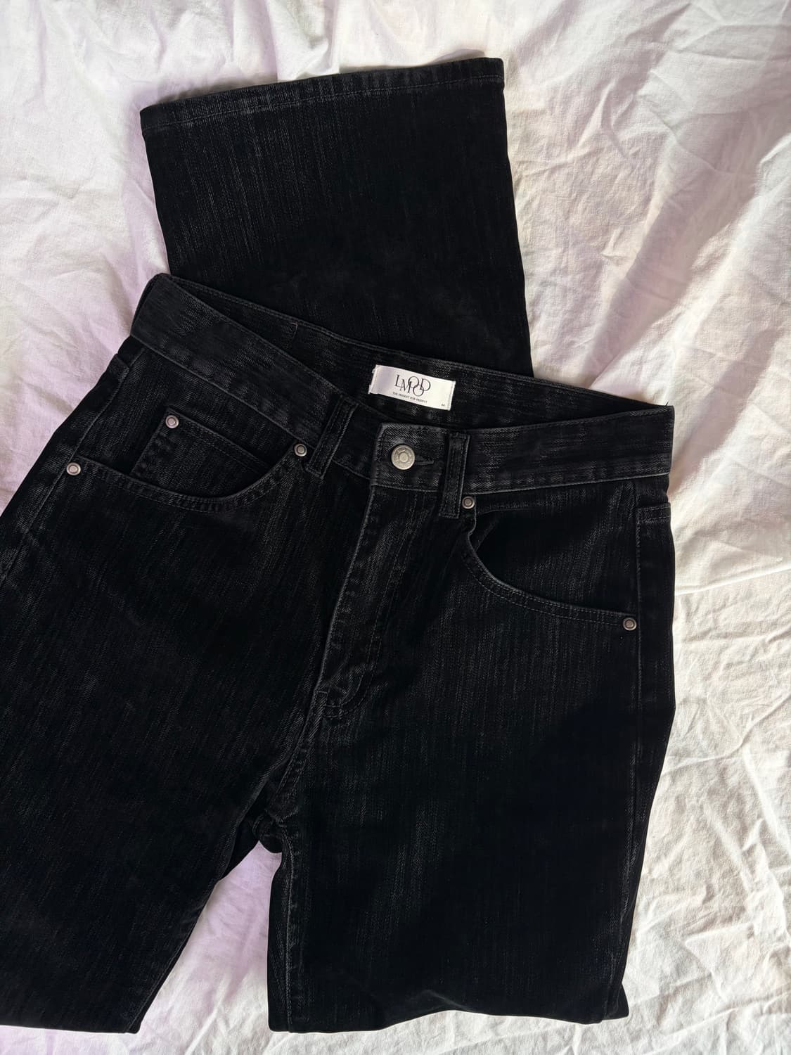 엘무드 슬래시 플레어 데님 벨벳틴 블랙 / 44 / lmood 상품이미지2