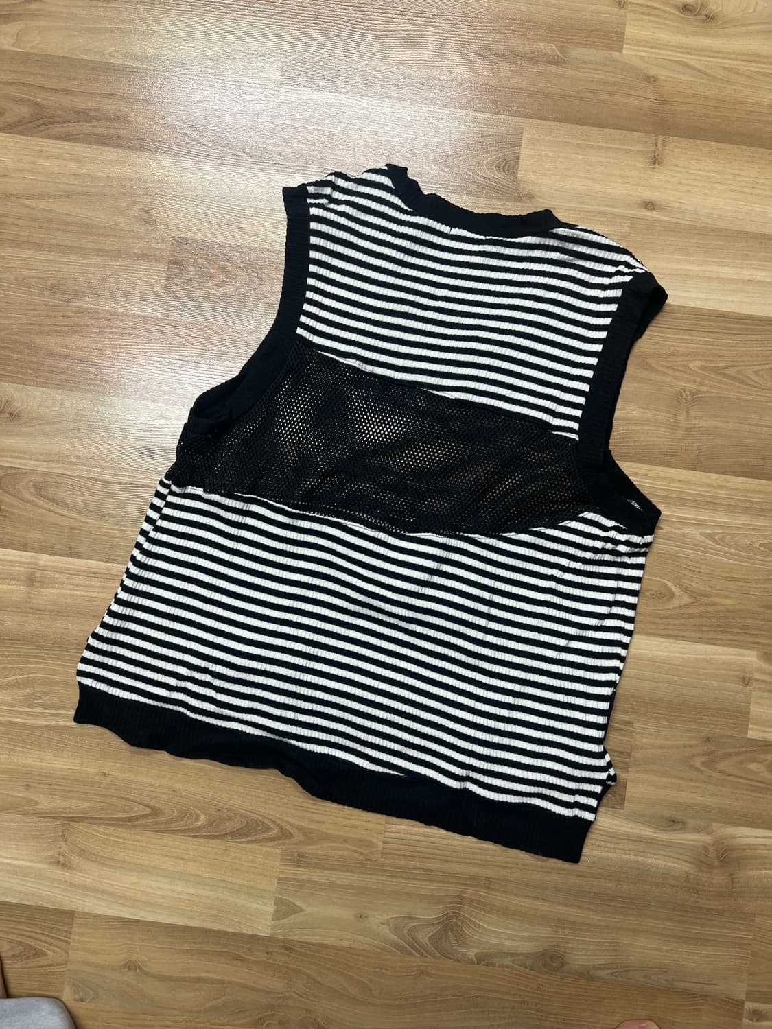 어나더유스 니트조끼 상품이미지2