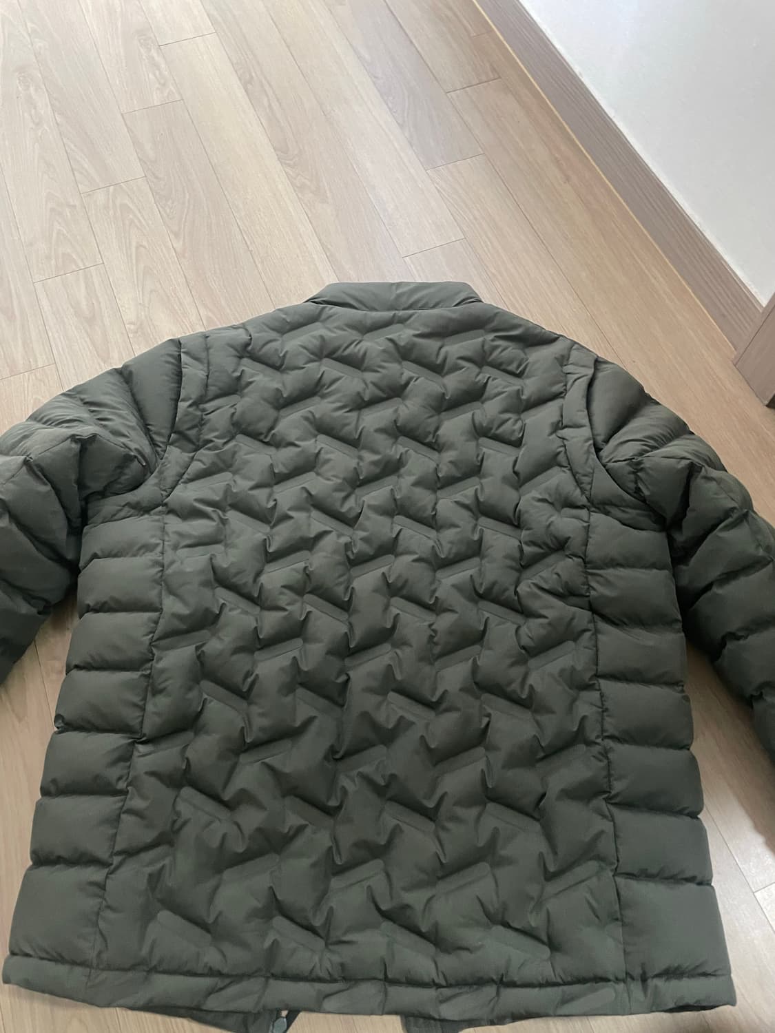 몽벨 패딩 XL 상품이미지6