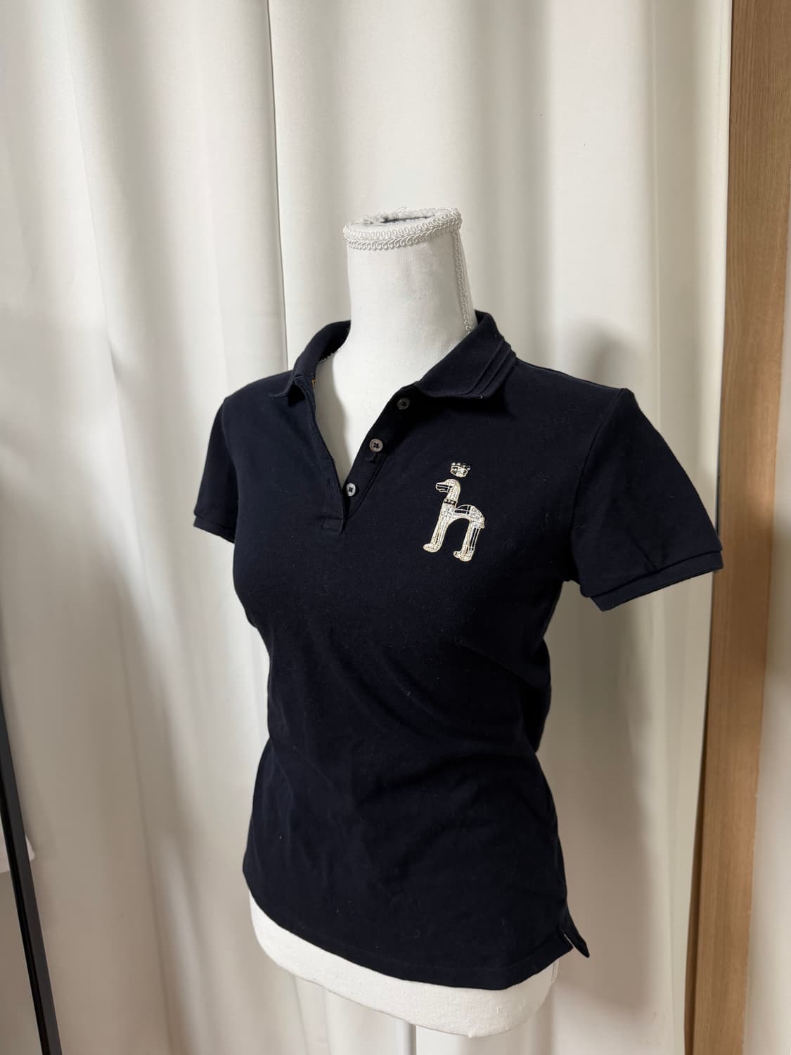 유일)해지스 딱붙 y2k 빅로고 피케 카라티 상품이미지2