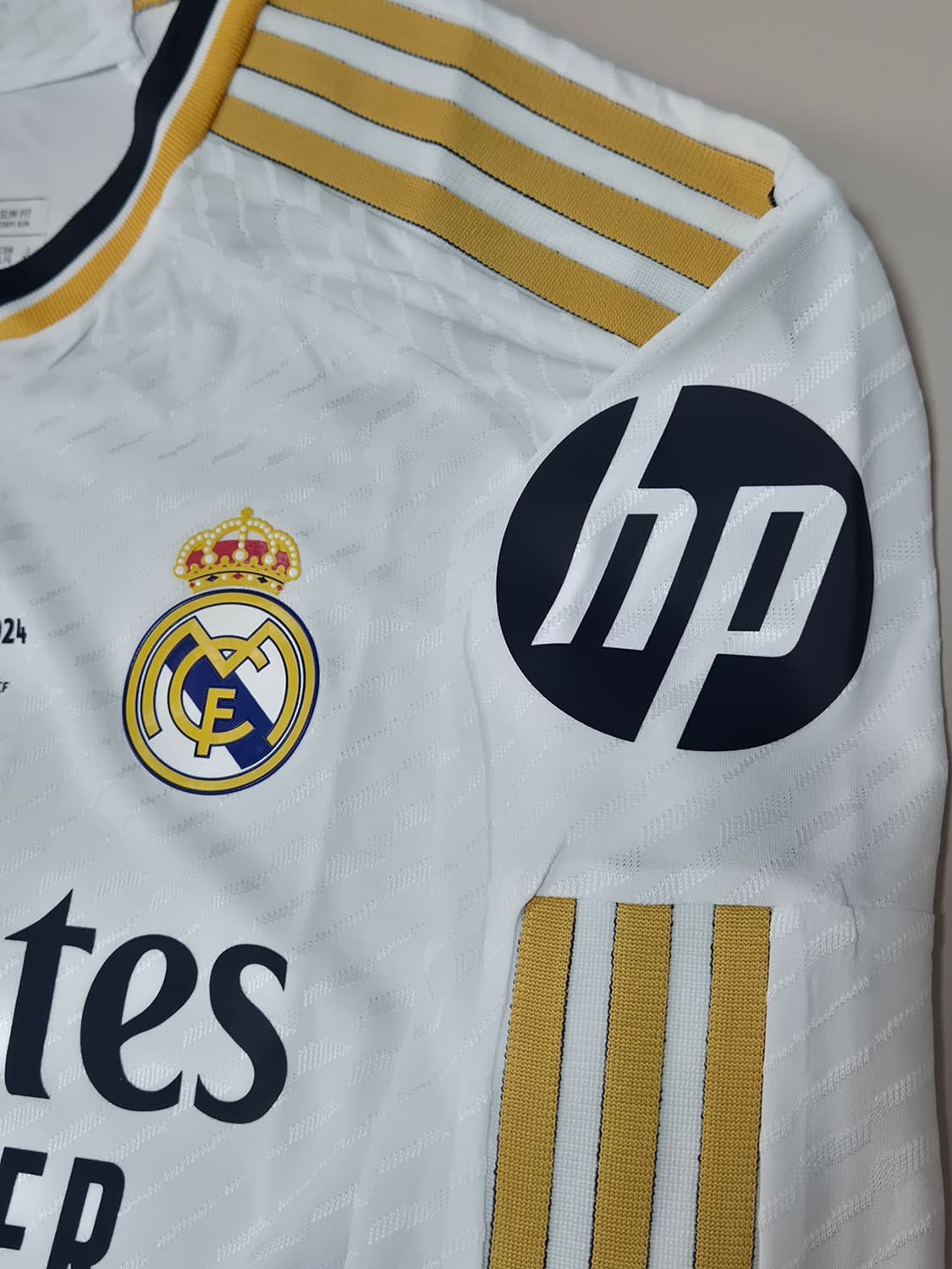 23-24시즌 레알 홈킷 벨링엄 긴팔유니폼 L 챔스결승패치 상품이미지5