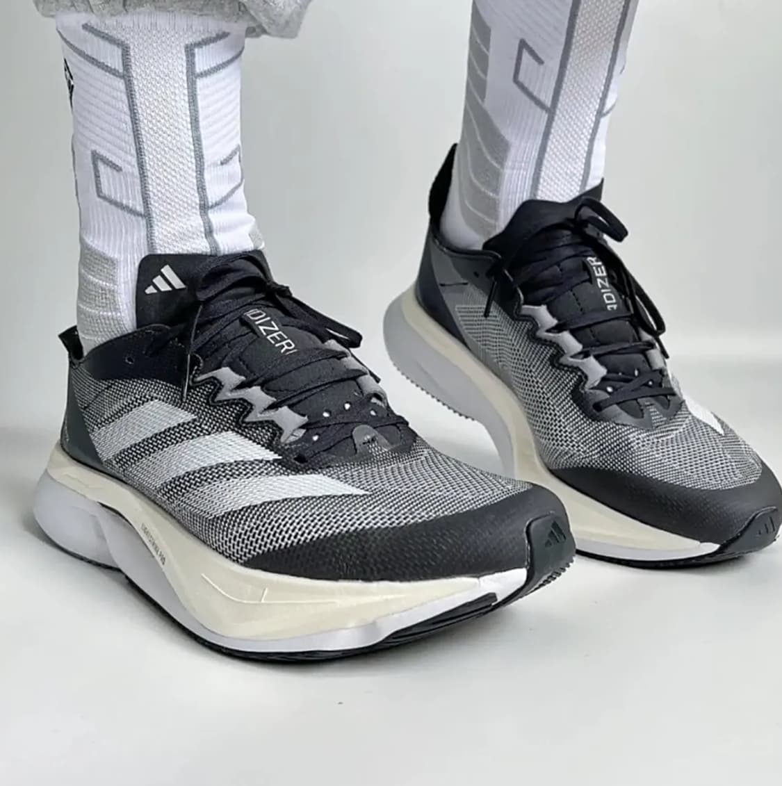 260 새제품) 아디다스 아디제로 보스턴 12 런닝화 러닝화 ID4234 상품이미지1