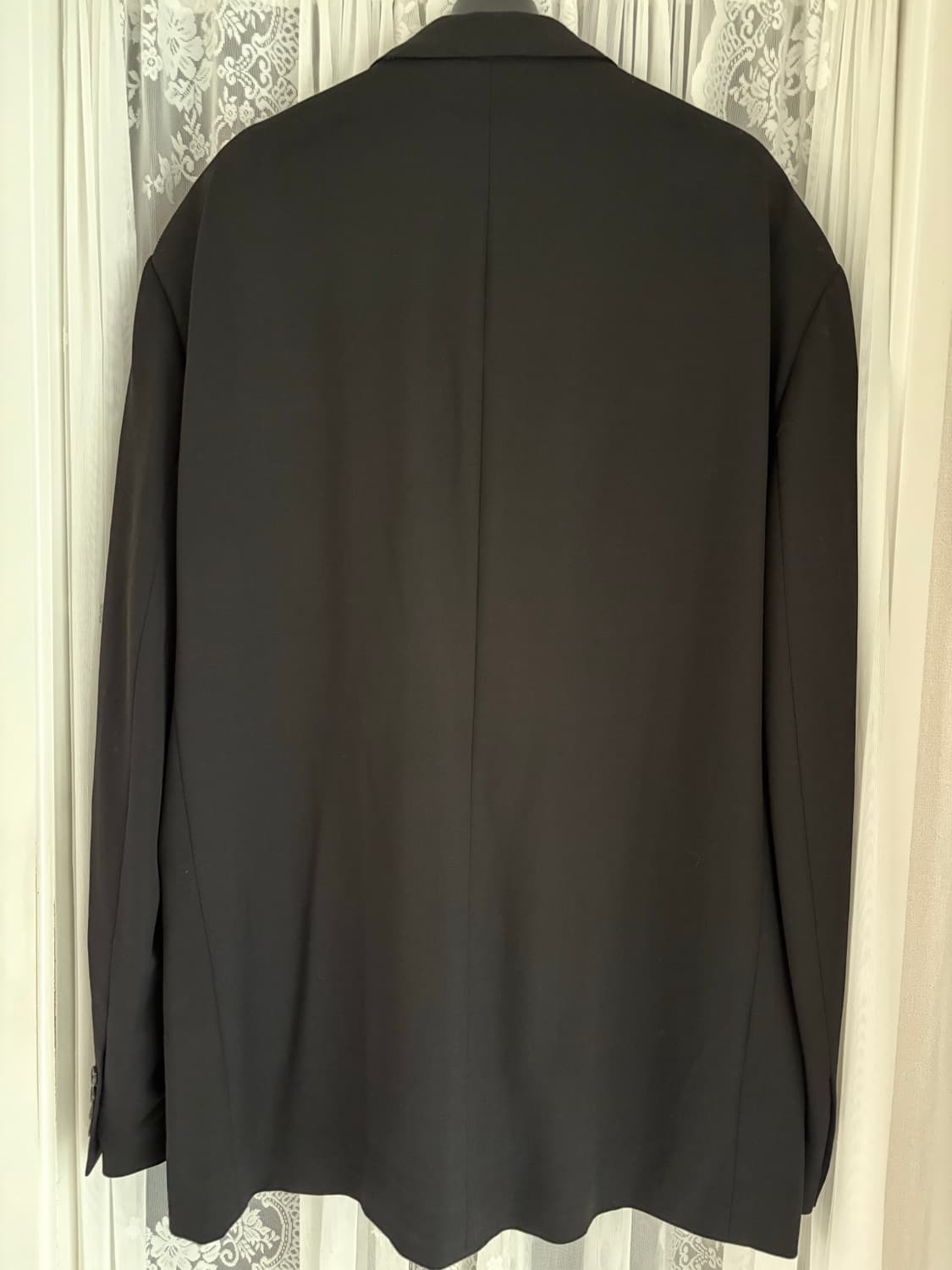 발렌시아가 플루이드 비스코스 개버딘 워시드 자켓 블랙 상품이미지2