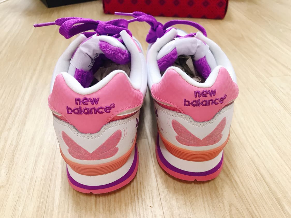 [새상품] 뉴발란스 574 한정판 세서미 스트리트 엘모시리즈 애비 상품이미지7