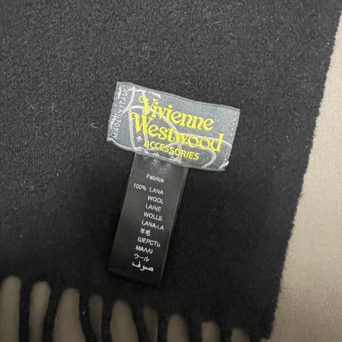 비비안웨스트우드 머플러 블랙 상품이미지2