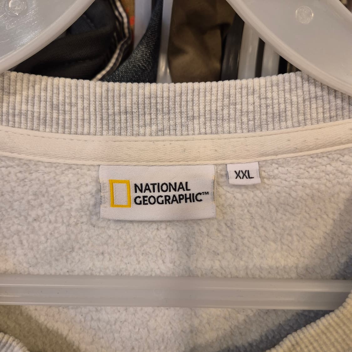 2XL 내셔널지오그래픽 오트밀 맨투맨  상품이미지3