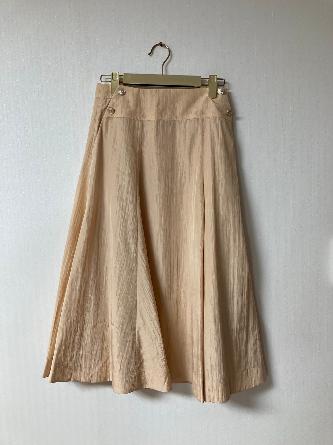 (55) 미샤 버튼 디테일 플레어 스커트 상품이미지3