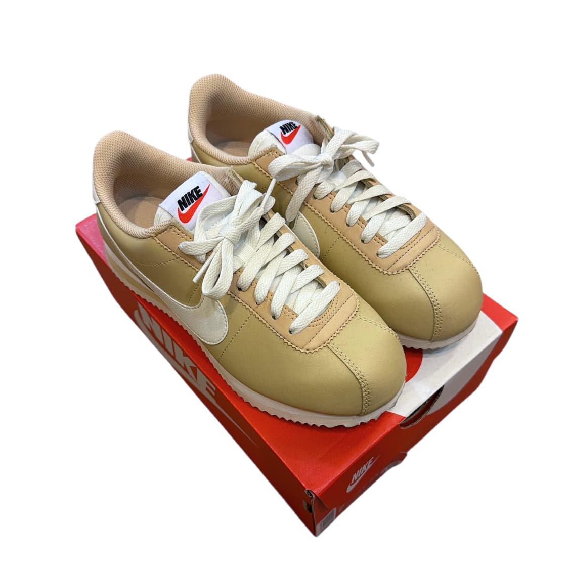 나이키 코르테즈 세서미 240 상품이미지2