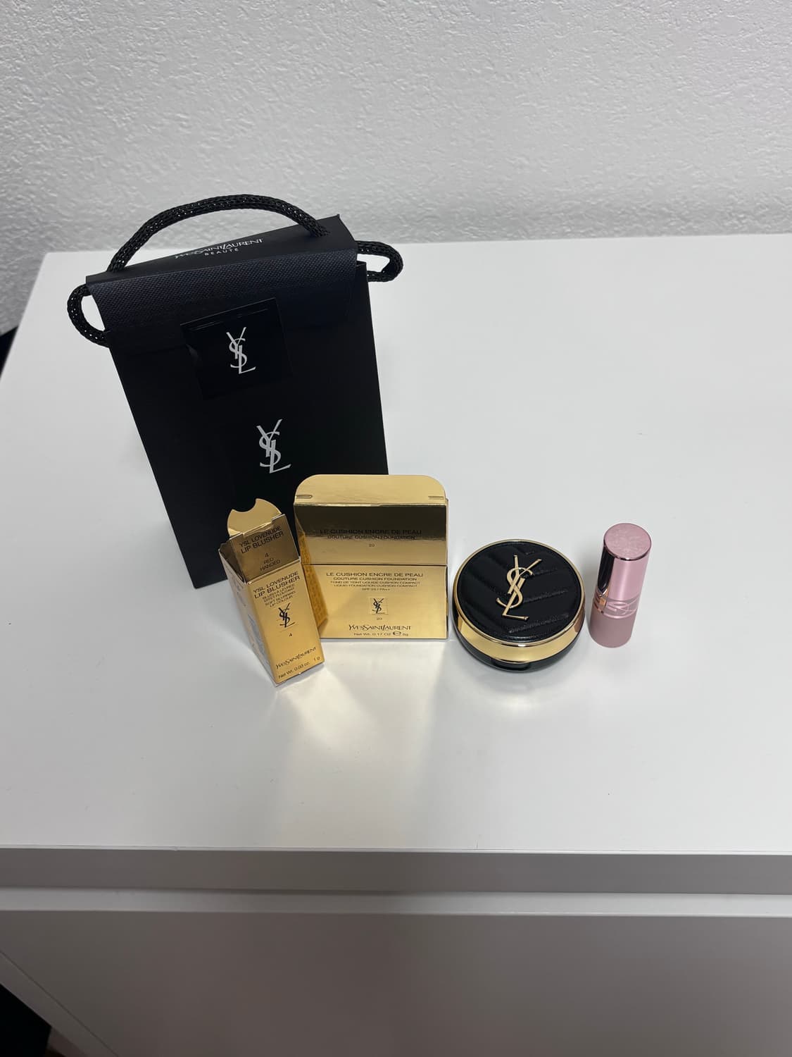 입생로랑 미니쿠션 립앤치크 미니어처 상품이미지1