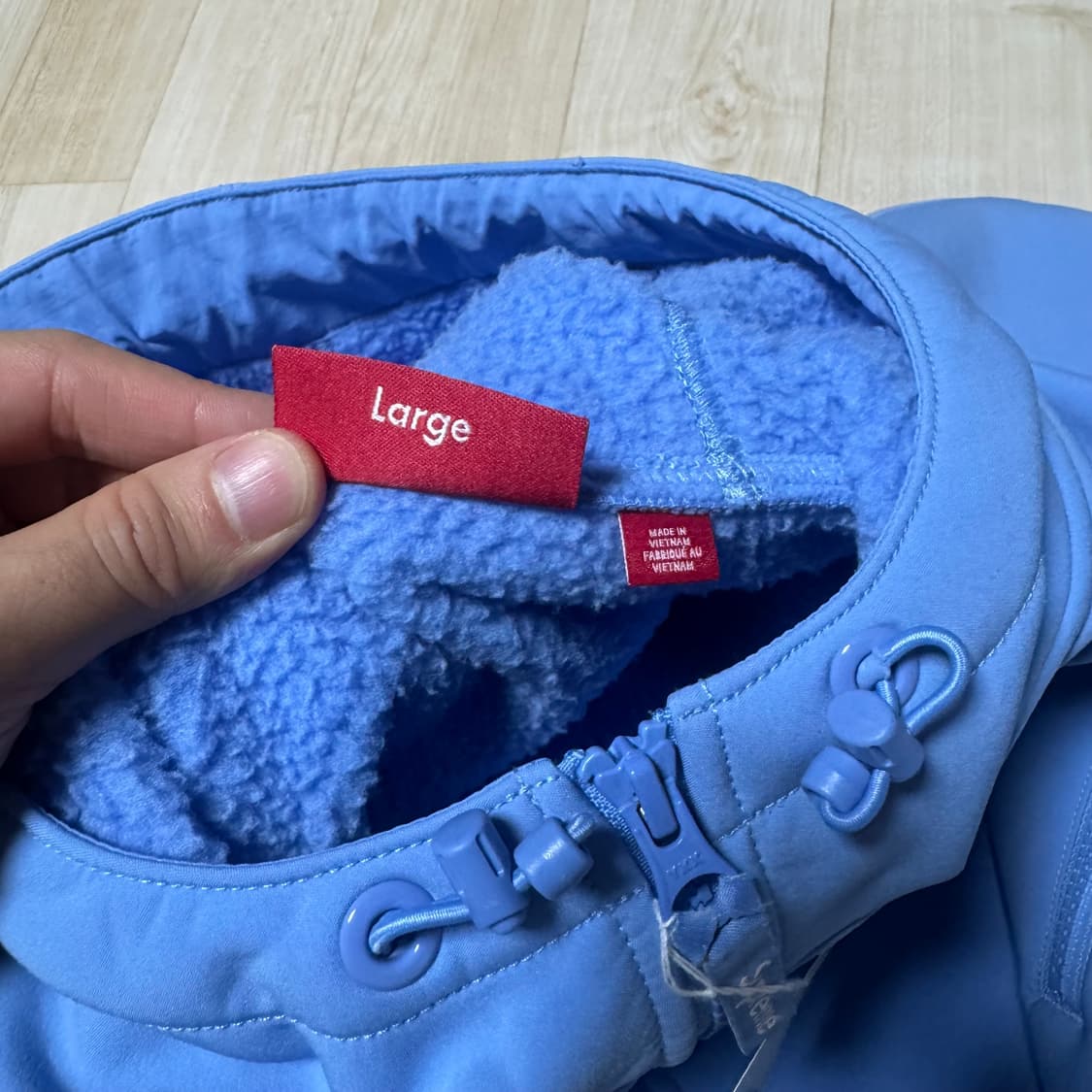 [SS급] 23FW 슈프림 윈드스토퍼 후드집업 L 팝니다.  상품이미지6