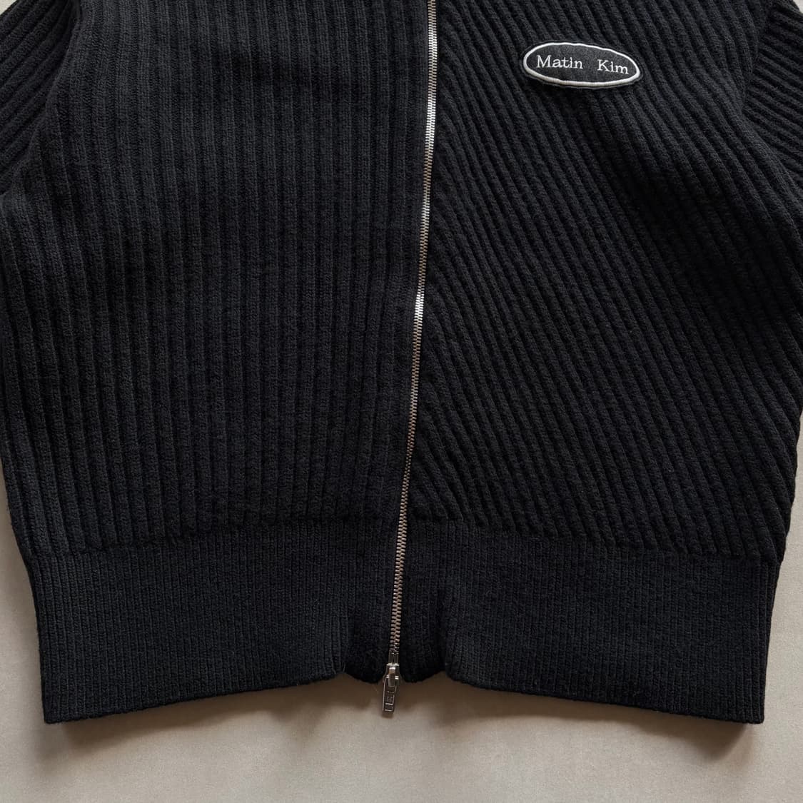 [M]마땡킴 Matin Kim 램스울 하이넥 집업 가디건 블랙 상품이미지6