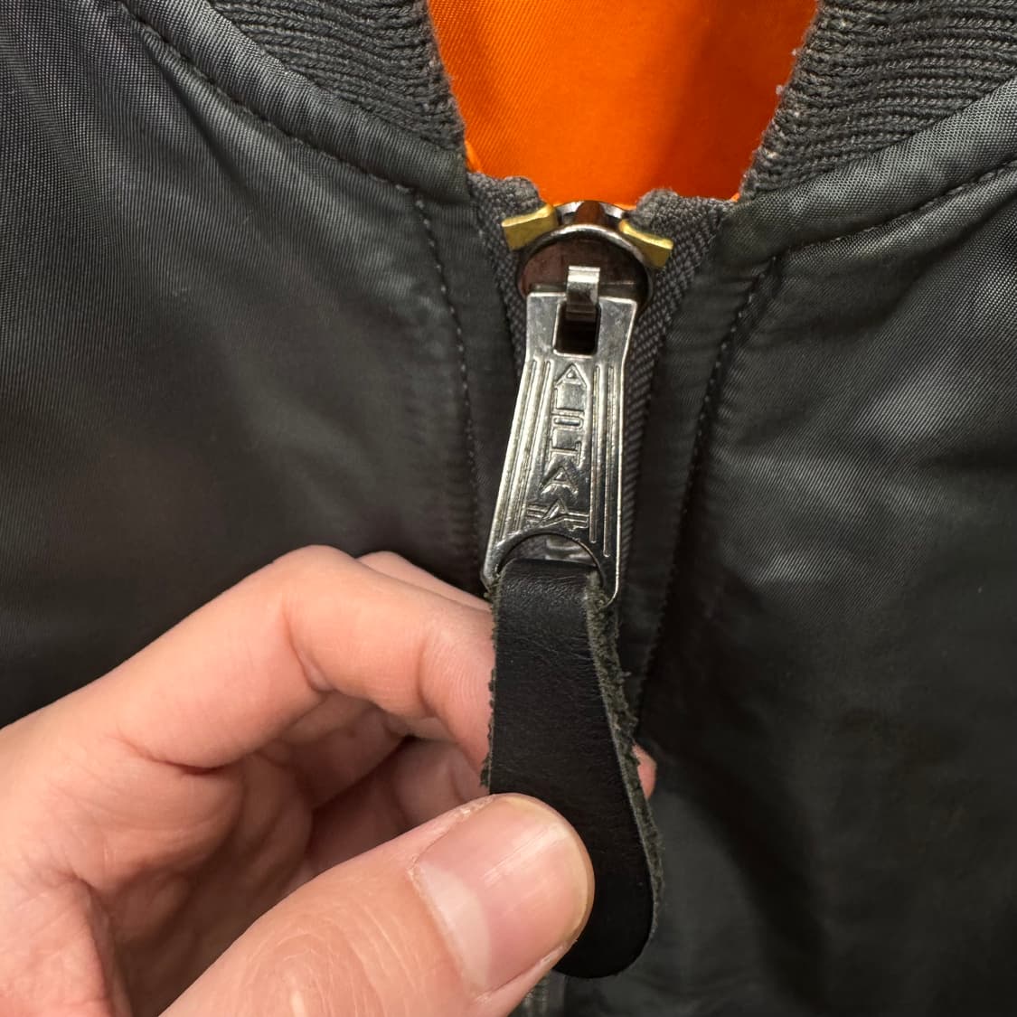 알파인더스트리 MA-1 밀리터리 항공 점퍼 사이드 포켓 포인트 건메탈 상품이미지6